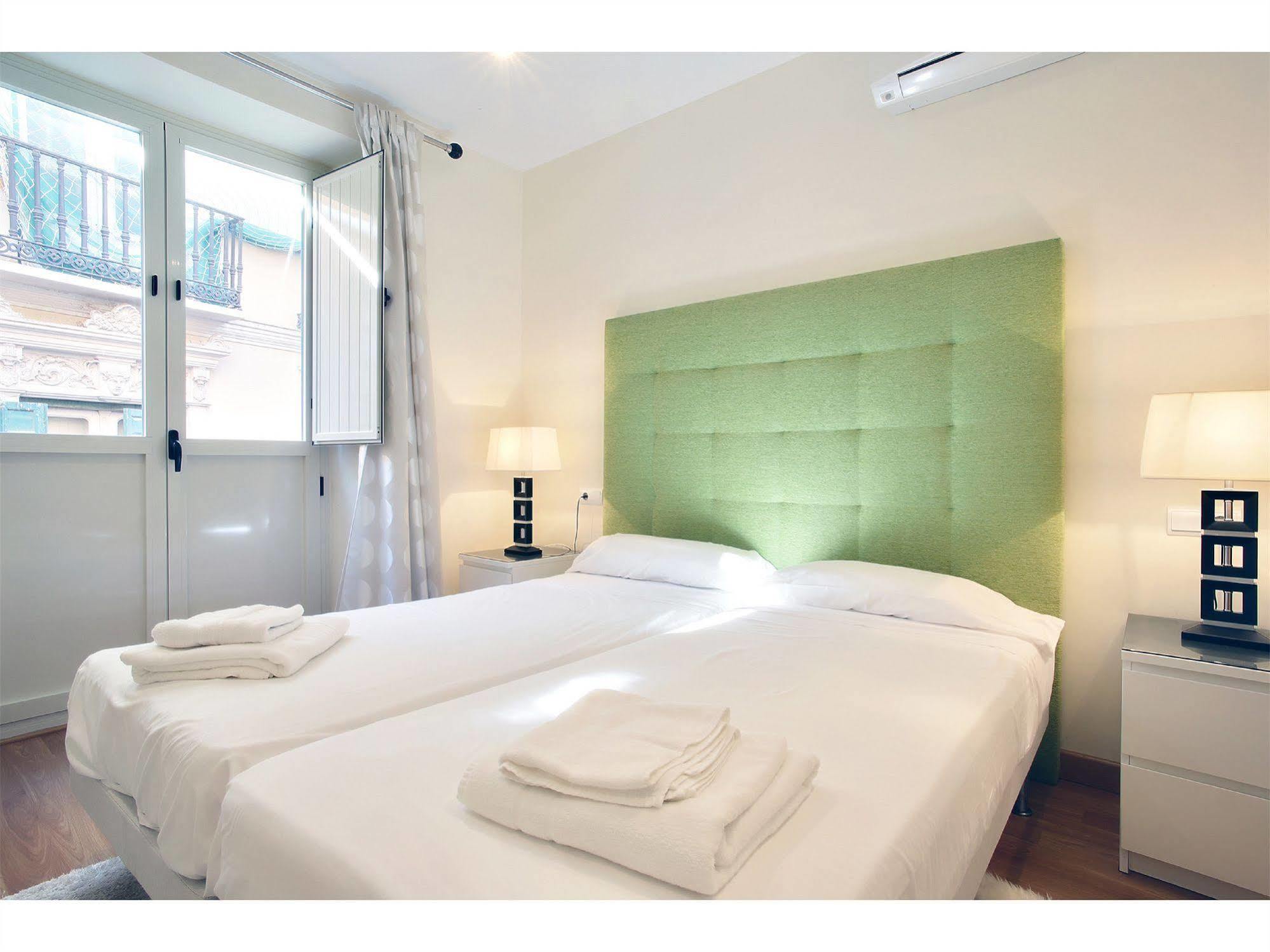 Apartamentos Unisierra Málaga Exterior foto